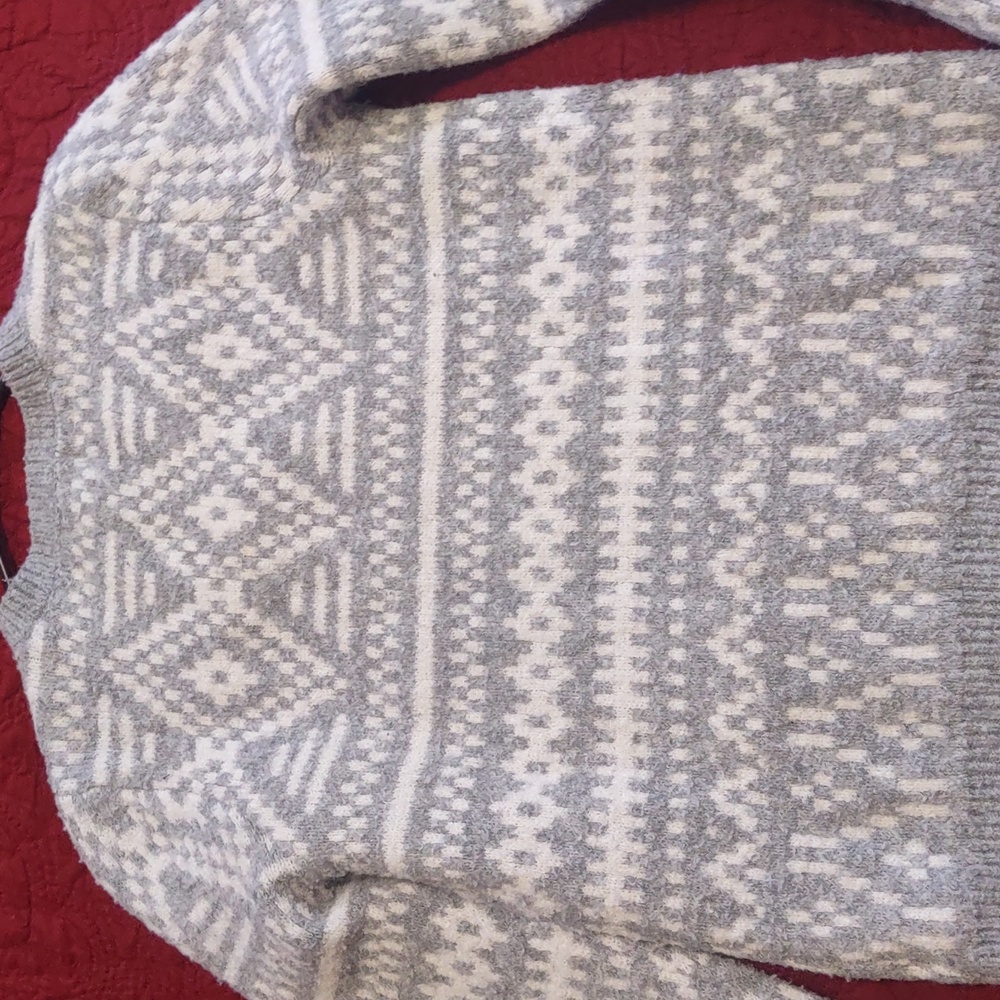 Grey sweater - Picture 3 of 3